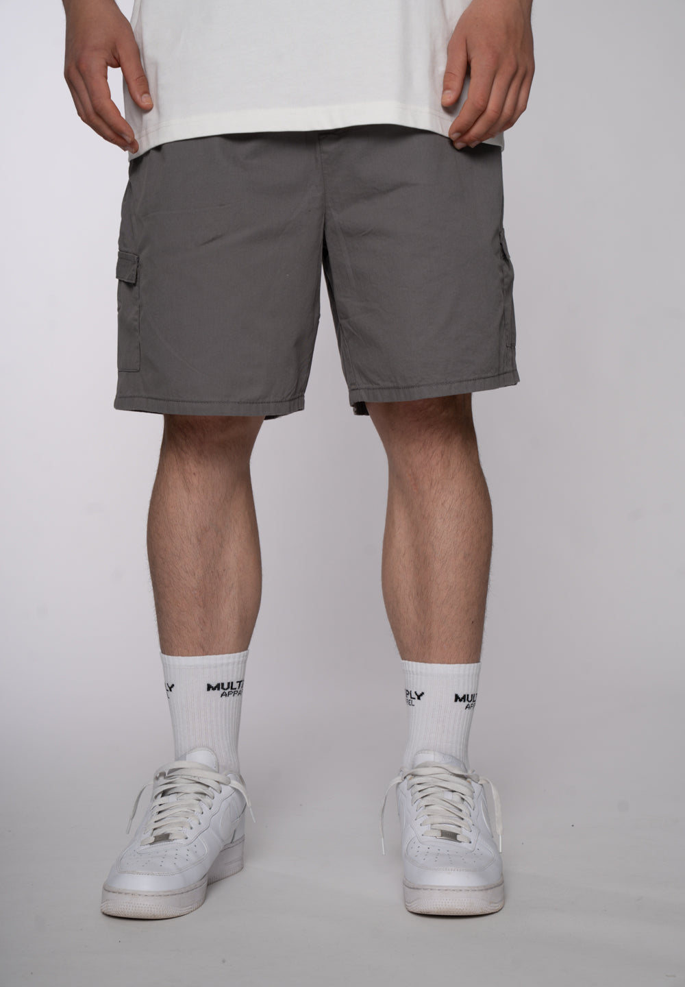 Multiply Apparel Shorts DRAWS Gargoyle – Frontalansicht
