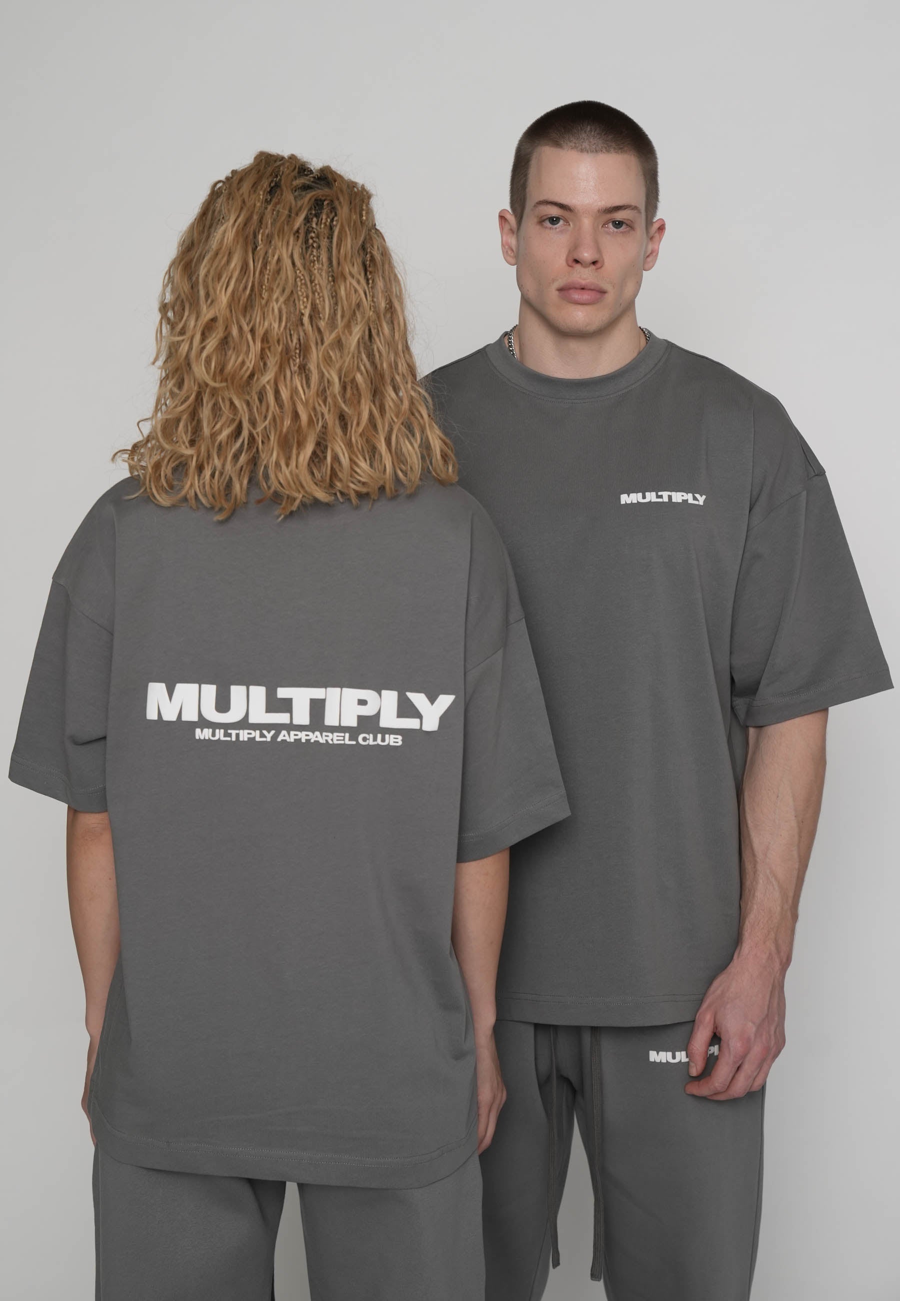 Multiply Apparel Oversize T-shirt MULTIPLY Gargoyle – Frontalansicht