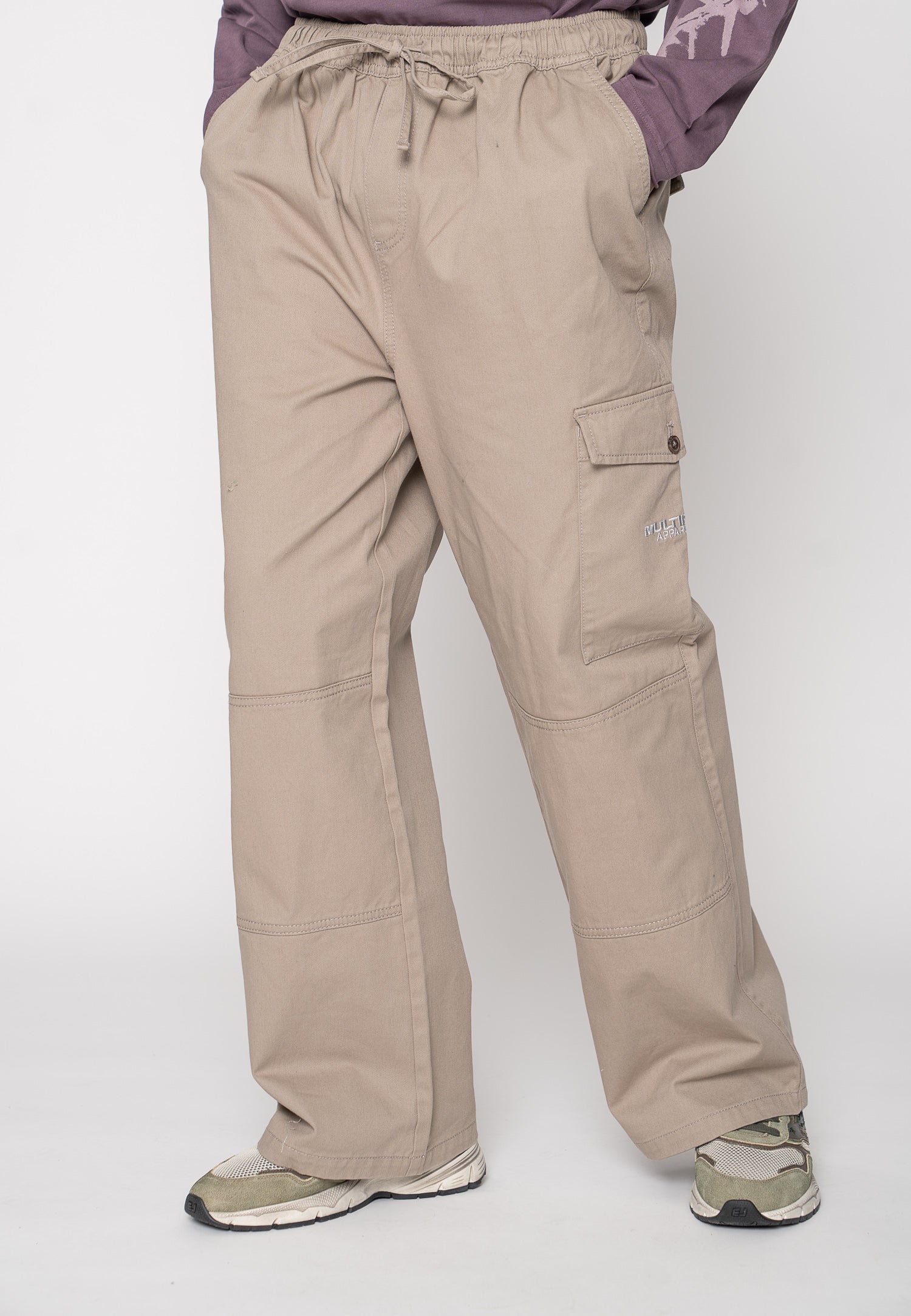 Multiply Apparel Structured Trousers TASK Roasted Cashew – Frontalansicht