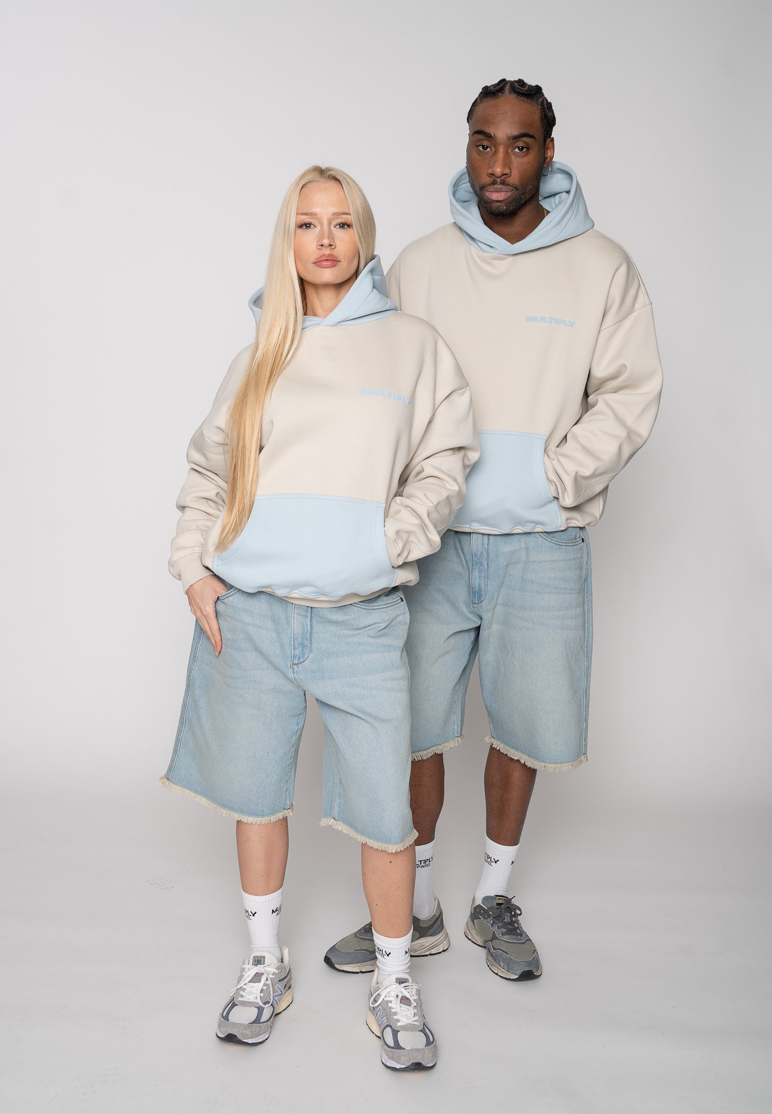 Multiply Apparel Oversize Hoodie Moonstruck Baby Blue – weitere Ansicht 2