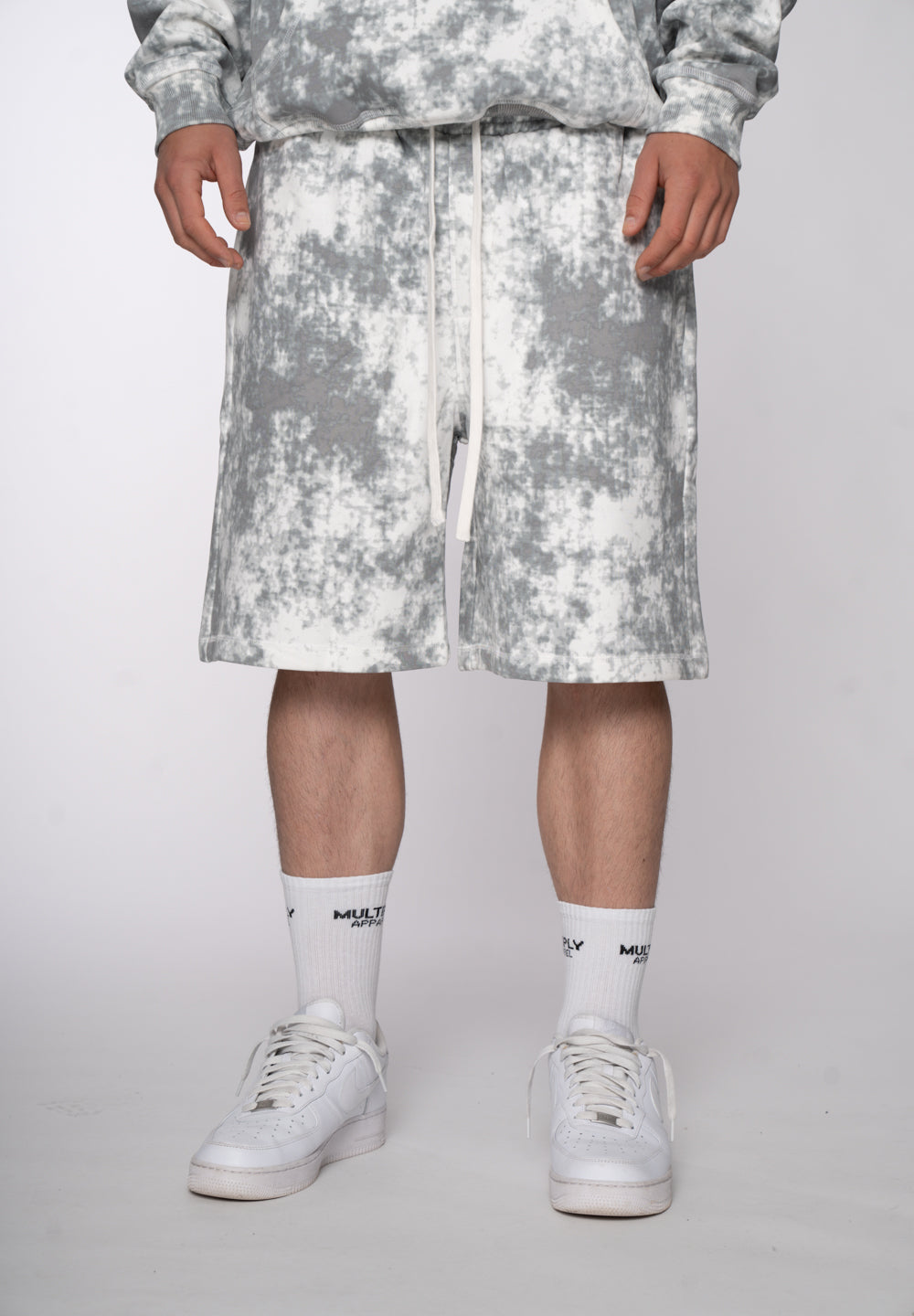 Multiply Apparel Oversize Shorts SKULL PEACE Cloud Dancer – Frontalansicht