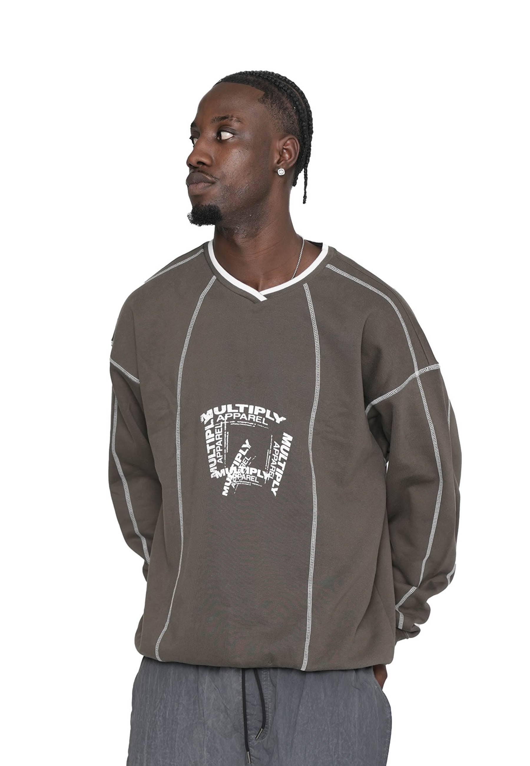 Multiply Apparel Oversize Sweater QUARTERBACK Black Olive – Frontalansicht